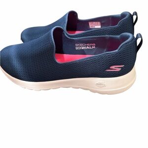 Skechers Go Walk Women's Navy Blue Pull-On Athletic/Fashion Sneakers Size 10-New